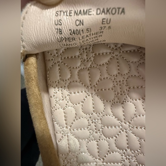 Kate Spade ❤️🔥 Tan Suede Loafers for Women - Picture 5 of 5